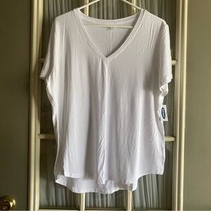 NWT old navy white luxe Vneck